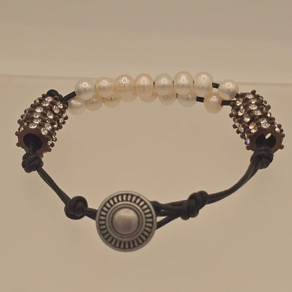 Leather Bracelet With White Pearls & Crystal Gears
